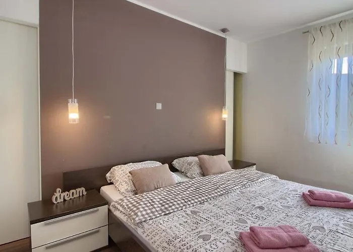 Charming With Private Pool In Pula, Extra Pool Heating By Wiibuk Villa Pula