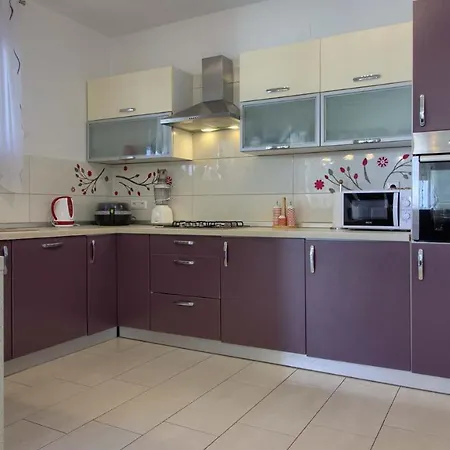 Charming With Private Pool In Pula, Extra Pool Heating By Wiibuk Pula